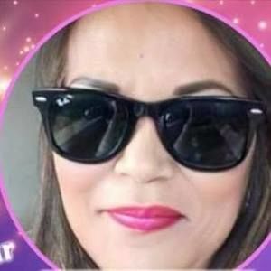 Meet your Posher, Gina